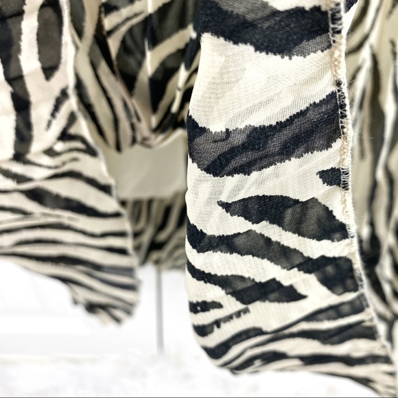 Cotton On Woven Daria Pleated Zebra Midi Skirt XS - Picture 4 of 7